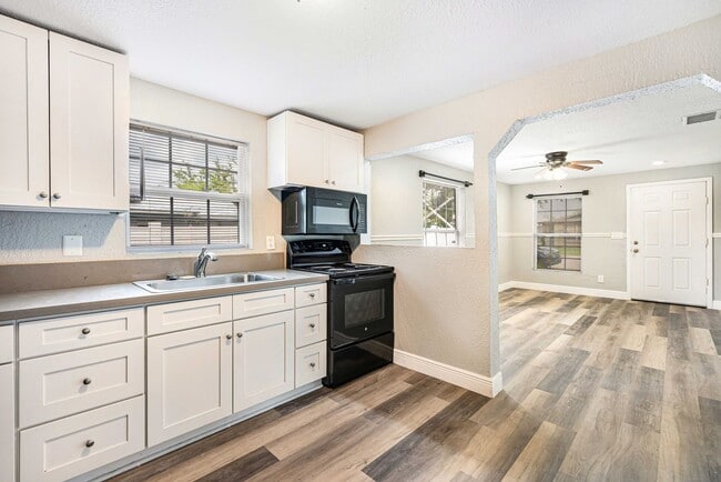 Primary Photo - Charming 3-Bedroom Home with Renovated Int...