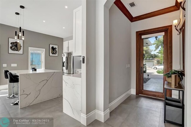 Building Photo - 1304 Mandarin Isle