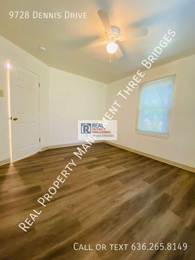 Building Photo - 9728 Dennis Dr