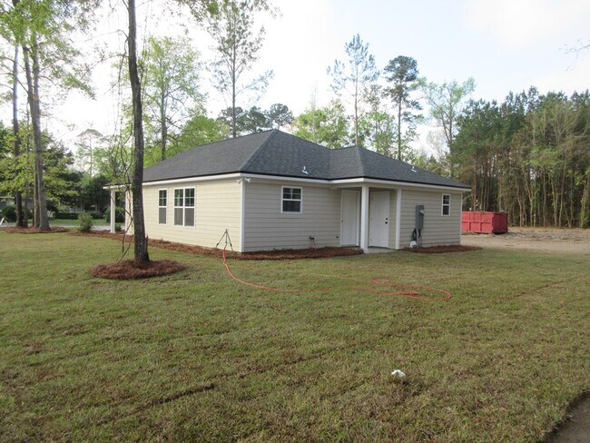 Building Photo - 1315 Sally St