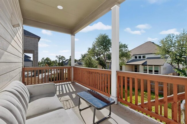 Building Photo - 108 Red Camella Dr