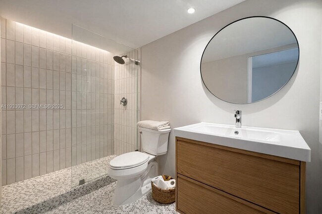 Building Photo - 1840 Jefferson Ave