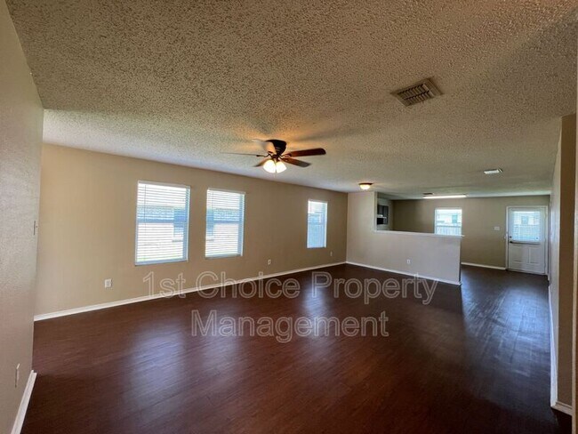 Building Photo - 4888 Parkview Hills Ln