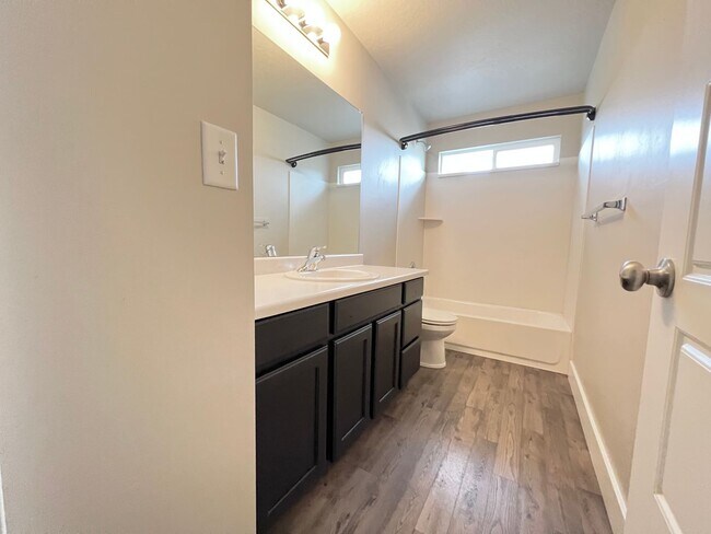 Building Photo - Coming soon! 3 Bedroom/2.5 Bathroom Townho...