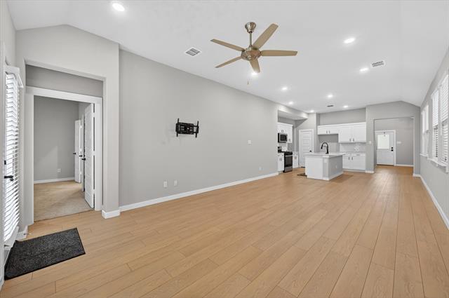 Building Photo - 222 Goosewood Dr