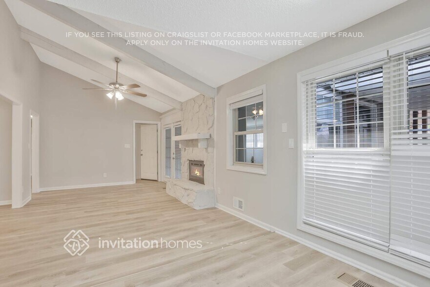 Building Photo - 3269 Moravia Dr