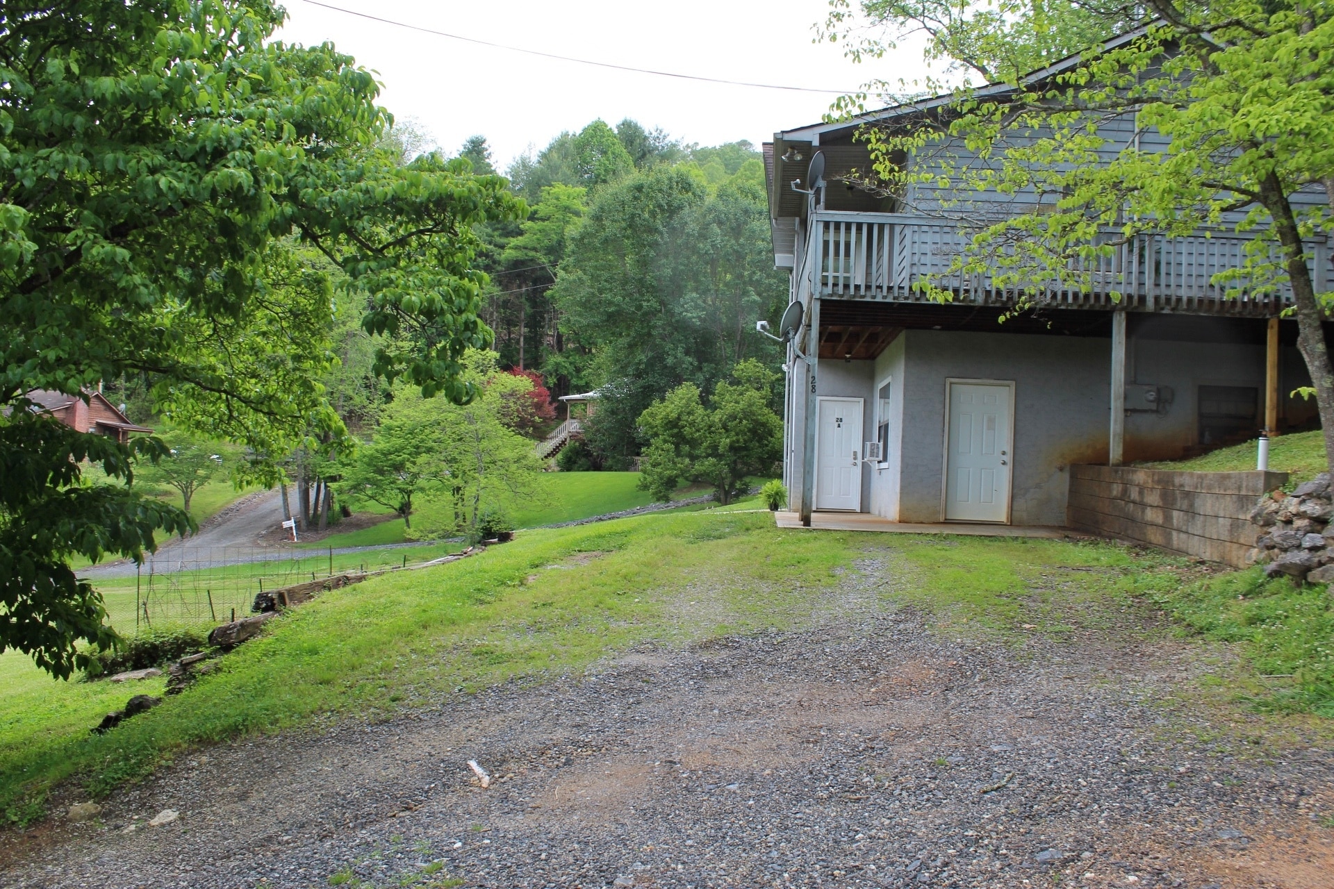 Parking - 28 Brown Hollow Ln