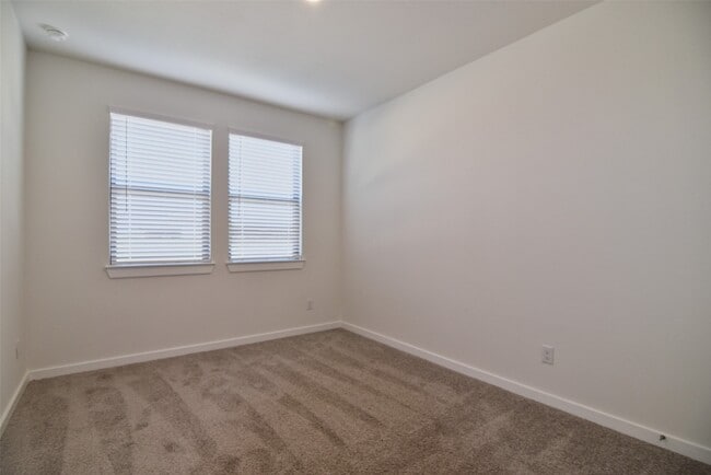 Building Photo - 3259 Loam Ln