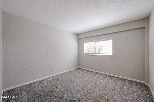 Building Photo - 351 E Thomas Rd