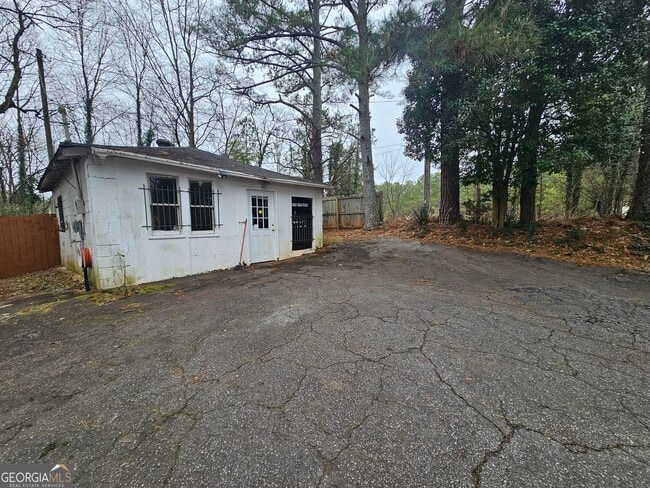 Building Photo - 1252 Lawrenceville-Suwanee Rd