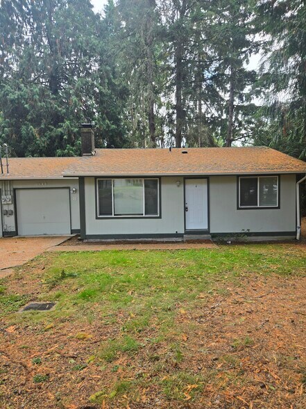 Building Photo - 3518 105th St NW