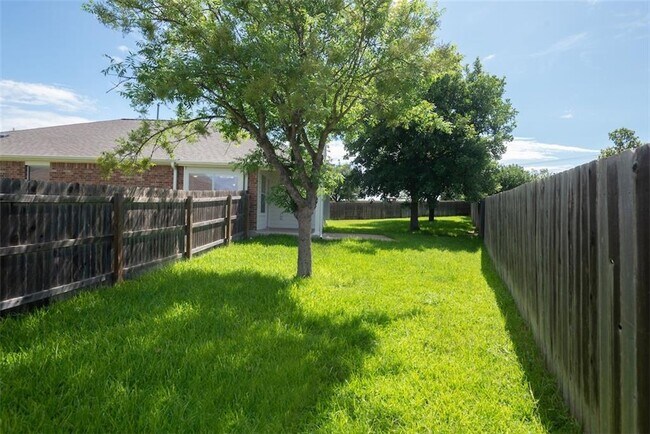 Building Photo - 3343 Alexander Valley Cove