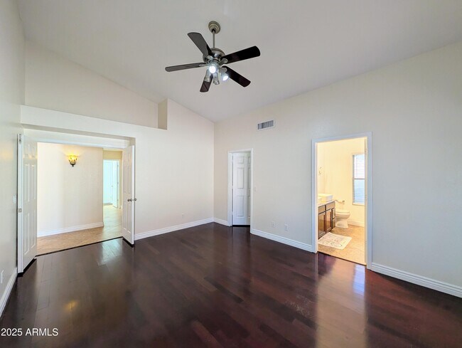 Building Photo - 5232 W Tonto Rd