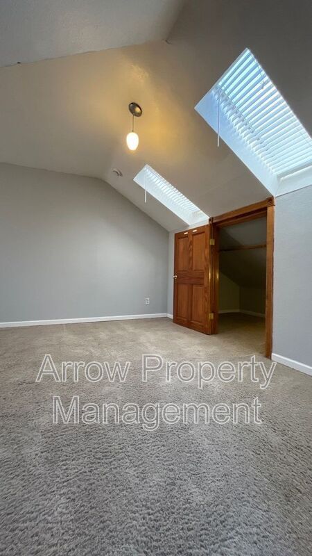 Building Photo - 2829 South St