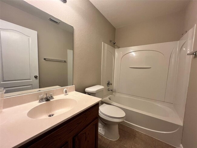 Building Photo - 11701 Timber Heights Dr