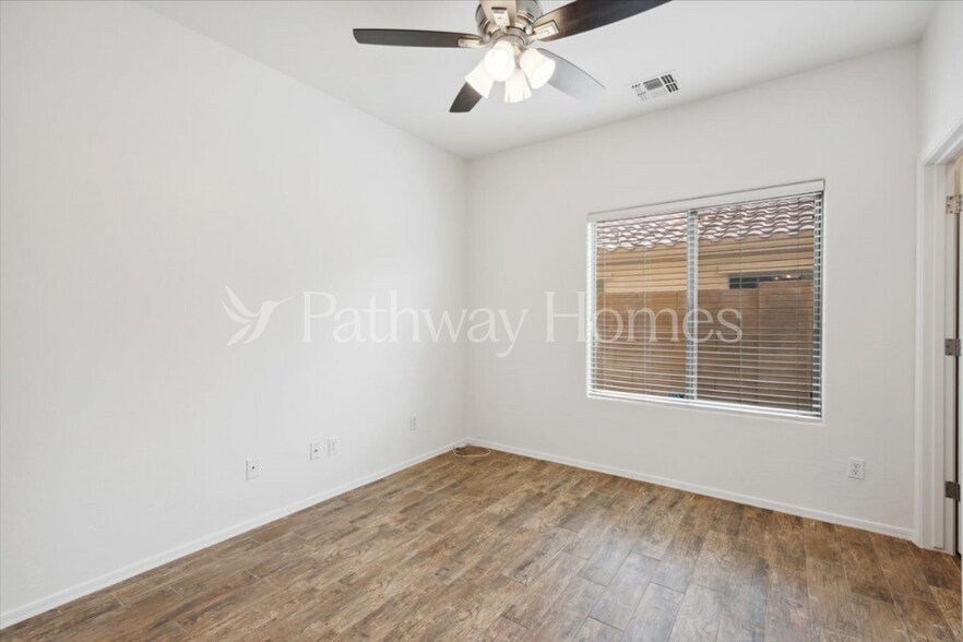 Building Photo - 17762 W Watson Ln