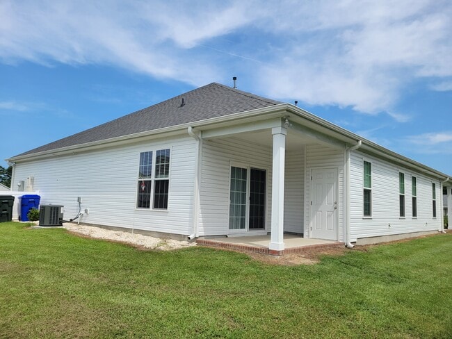 Building Photo - 214 Briarcliff Ct