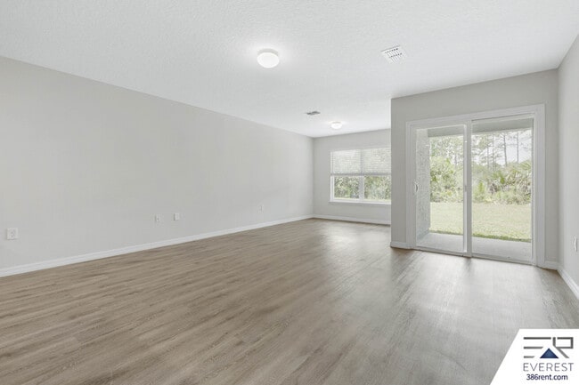 Building Photo - 26 Serbian Bellflower Trail