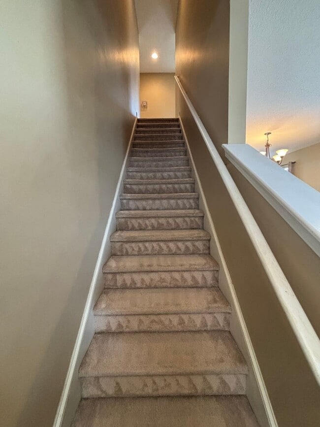 Building Photo - **MANAGERS SPECIAL 250 OFF FIRST MONTH REN...