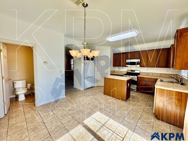 Building Photo - 1504 Cat Tail Dr