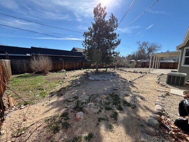 Building Photo - 1616 Phillips St