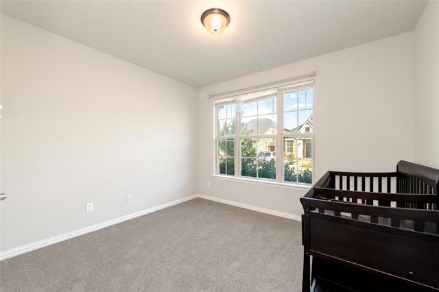 Building Photo - 2040 Barx Dr
