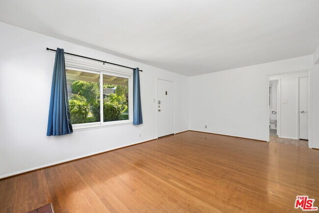 Building Photo - 14529 Greenleaf St