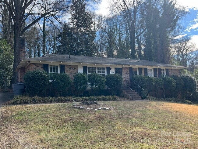 Primary Photo - 5531 Farmbrook Dr