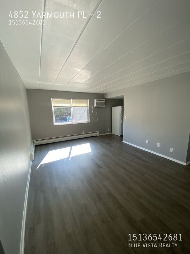 Building Photo - 4852 Yarmouth Pl