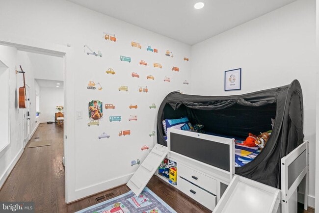 Building Photo - 6202 Massachusetts Ave