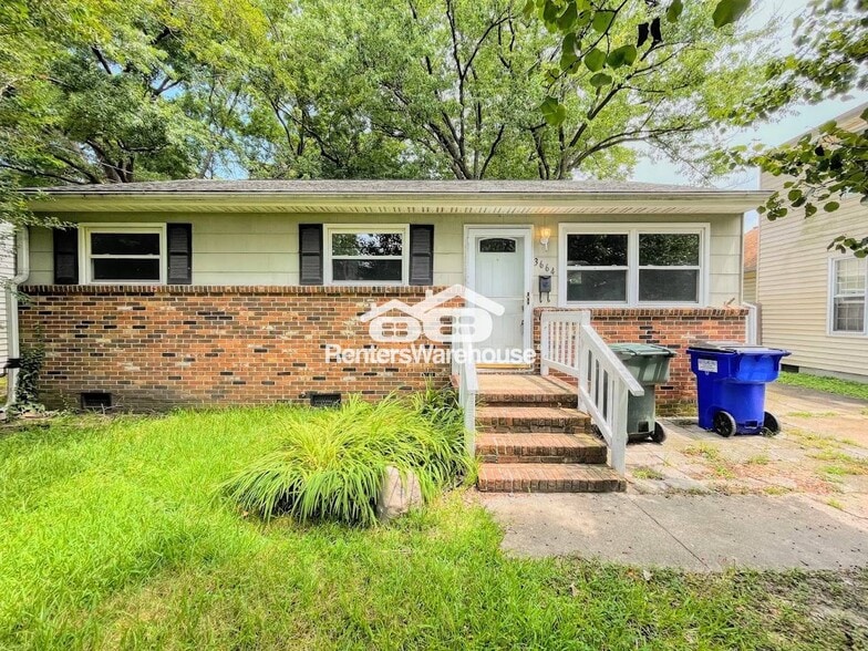 Primary Photo - 3664 Dey St