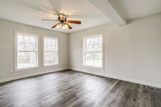 Building Photo - 5437 Sam Calloway Rd