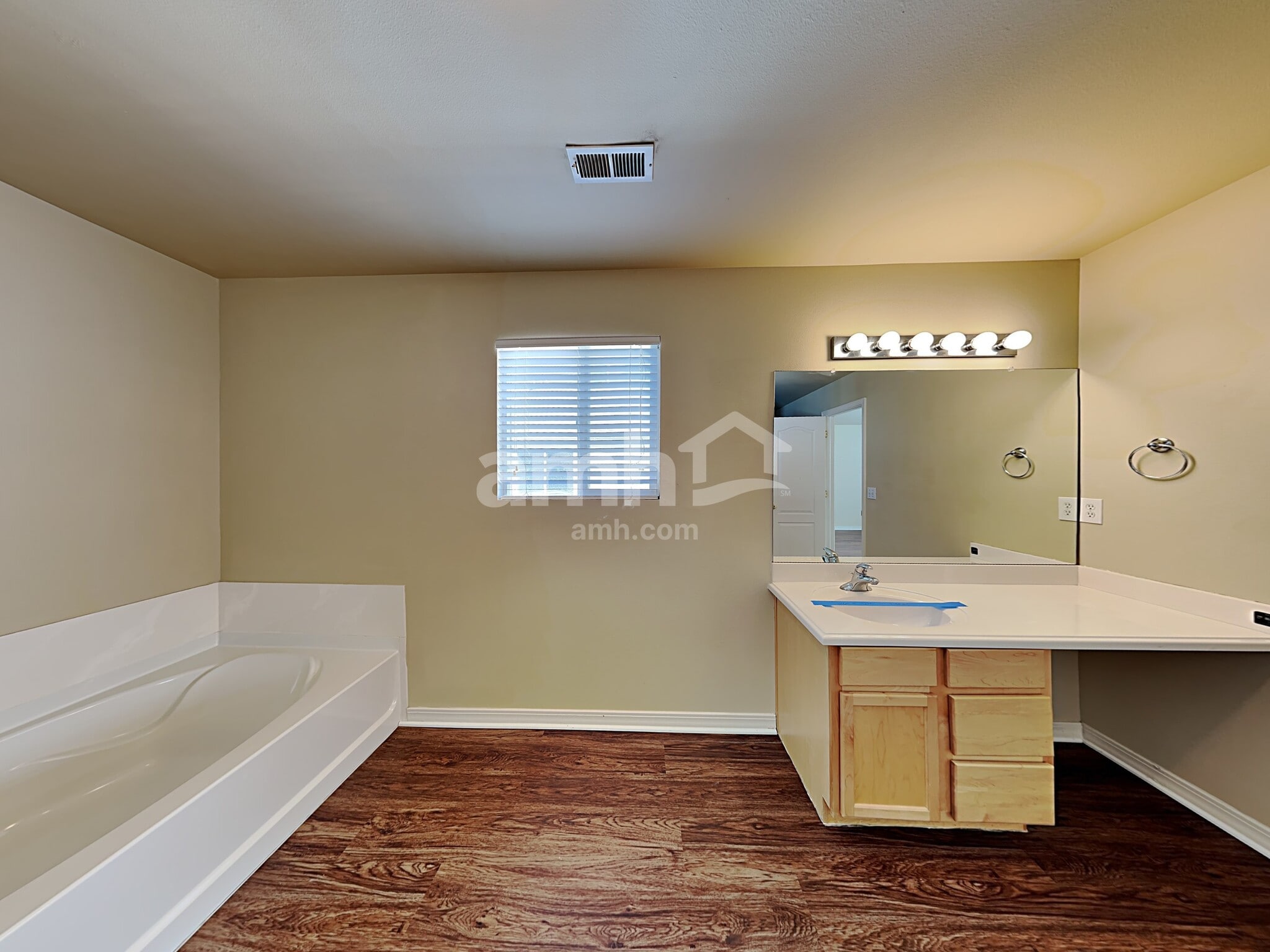 Building Photo - 832 S 1660 W