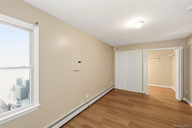 Building Photo - 34 Markwood Ln