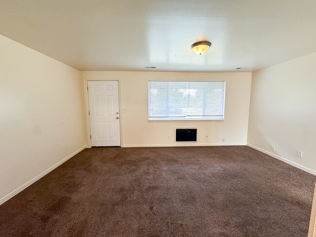 Building Photo - 361 S 150 W