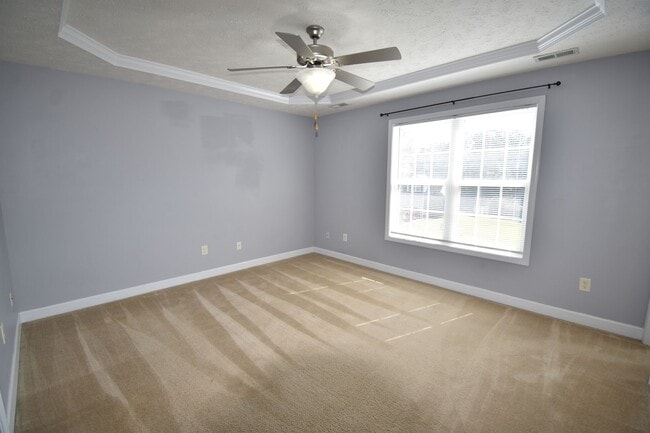 Building Photo - 165 Pender Rd