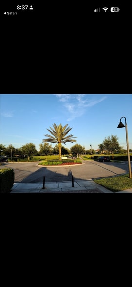 Building Photo - 15337 Southern Martin St