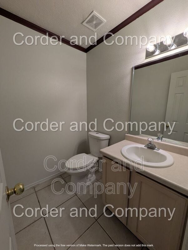 Building Photo - 11243 Campo Del Oso Ave NE