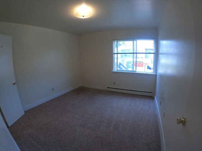 Building Photo - Affordable Condo in Martin Acres, No pet rent