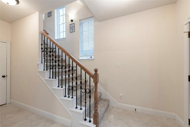 Building Photo - 2500 Rockbrook Dr