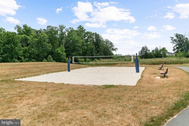 Building Photo - 42106 Picasso Sq