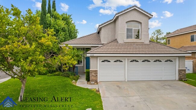 Building Photo - 23721 Skycrest Cir Dr