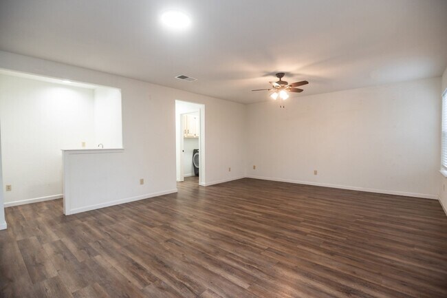 Building Photo - 11513 Juniper Ridge Dr