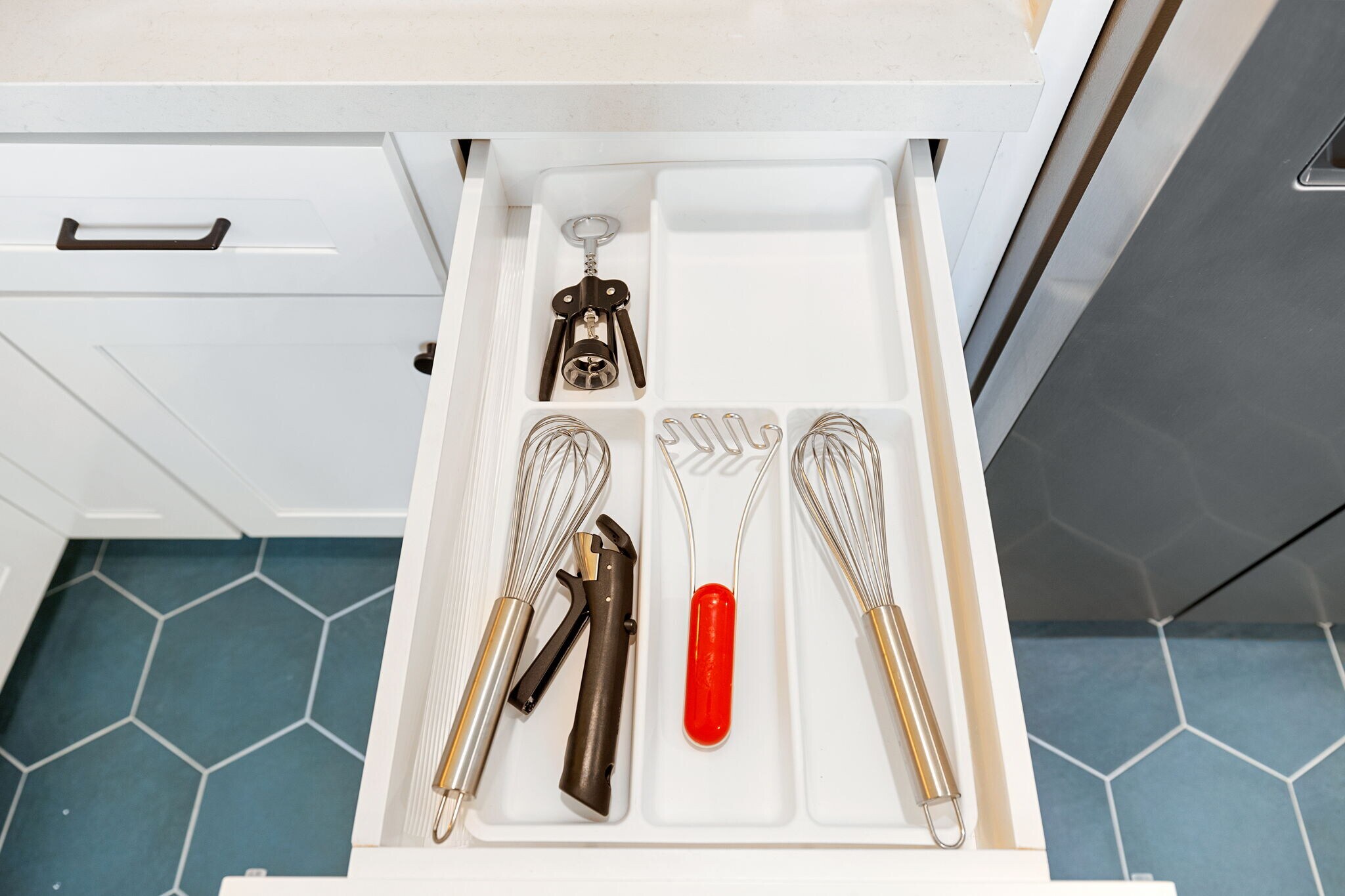 Building Photo - 3758 Gaviota Ave