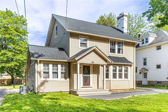 Building Photo - 58 Fairview Crescent