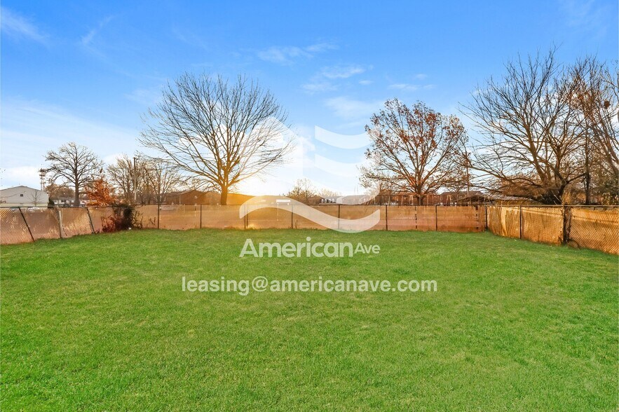 Building Photo - 4613 Beechbrook Rd