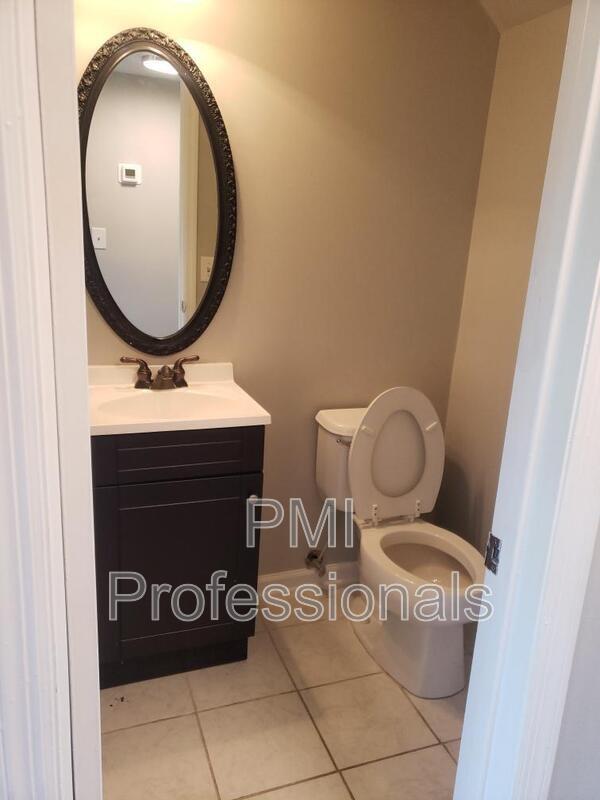 Building Photo - 339 Huntington Ridge Dr