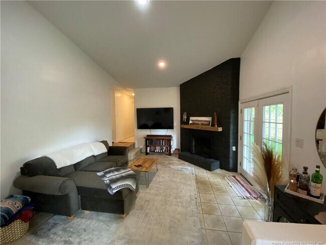 Building Photo - 7203 Bailey Ct