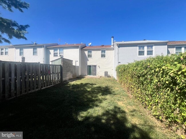 Building Photo - 532 Riggs Ct