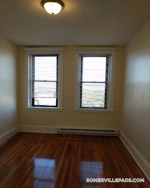 Building Photo - 379 Broadway